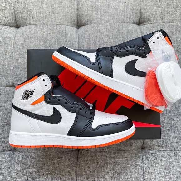 π€π§‘π€ Nike Air Jordan 1 retro high white black - Picture 4 of 4